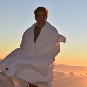 Hi I sell people Frank is for sale in this pic